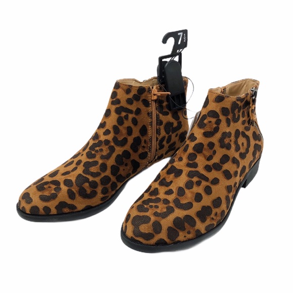 (SH-124) Time And Tru Block Heels Leopard Sz 7.5 - Picture 3 of 5
